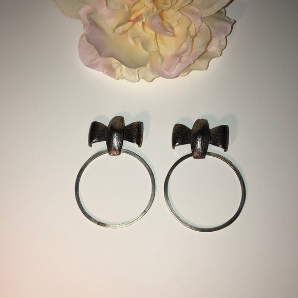 Vintage Debra Fine Yohai Silver Tone Clip on Hoops - Picture 2 of 5